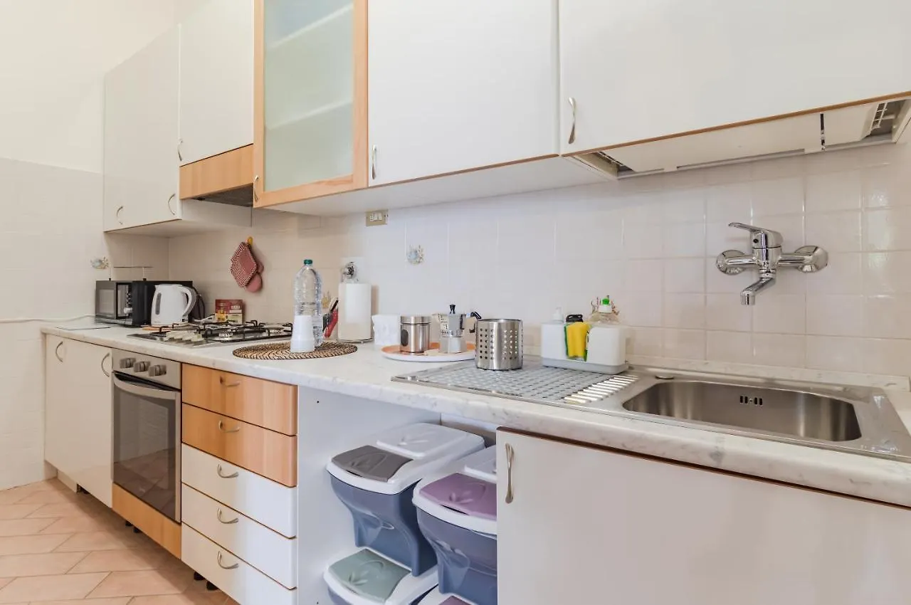 Porto Mirabello & Central Station Comfy Apt X5! La Spezia 0*,