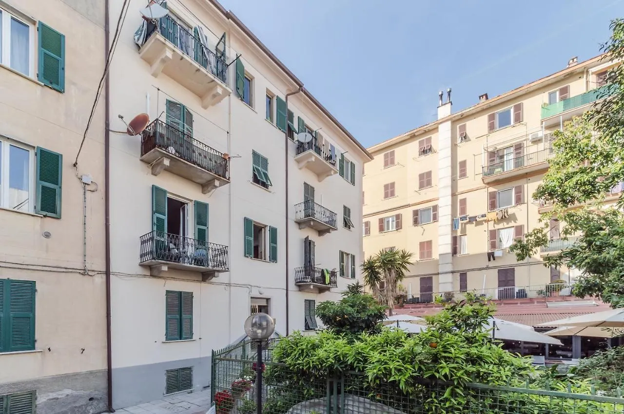 Porto Mirabello & Central Station Comfy Apt X5! La Spezia Apartment