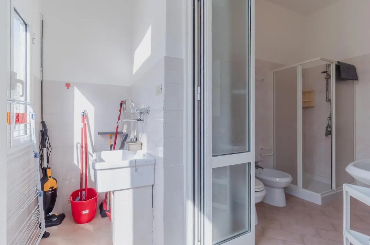 Apartment Porto Mirabello & Central Station Comfy Apt X5! La Spezia